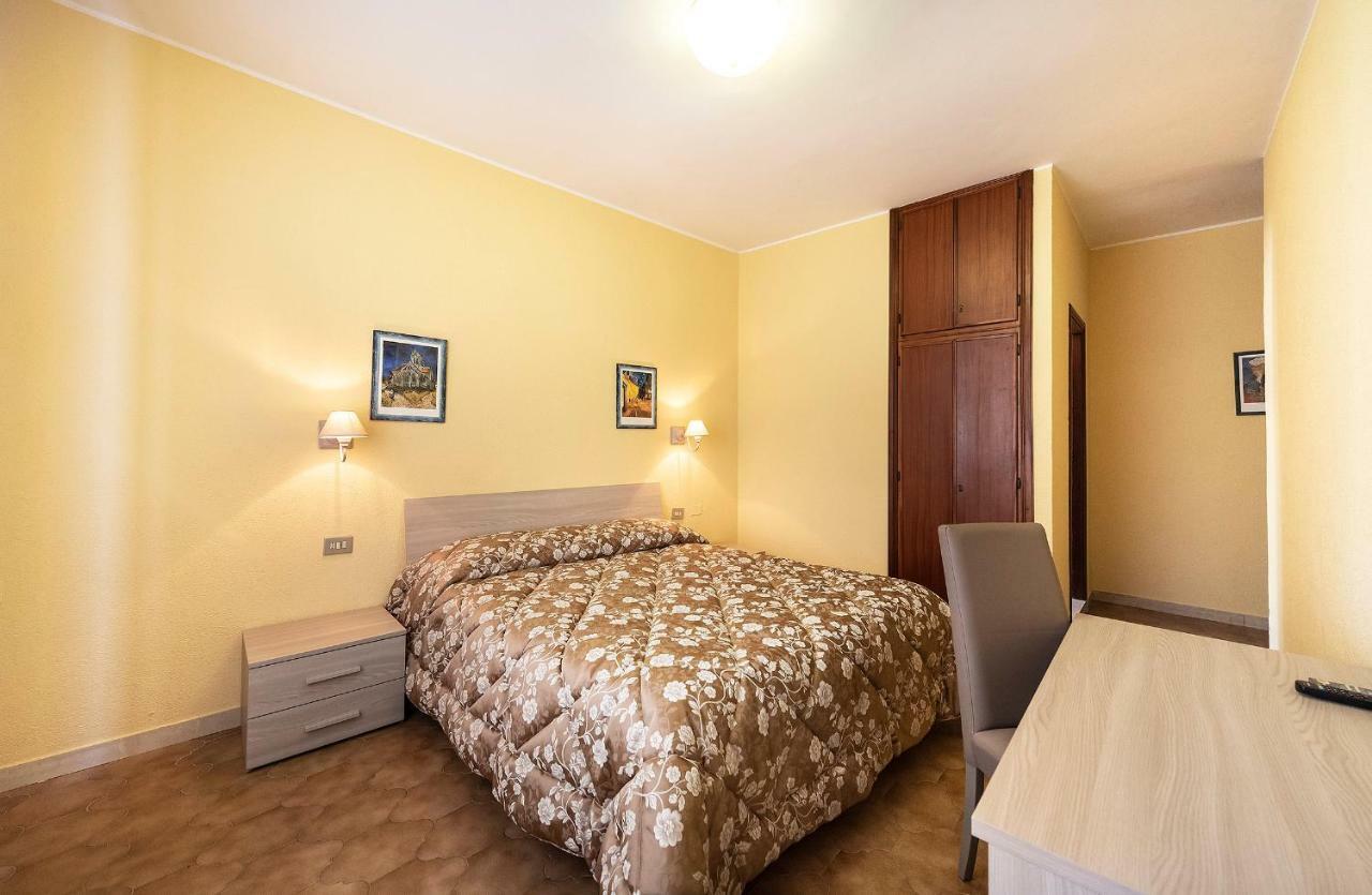 Hotel Aurelia Таркиния Екстериор снимка